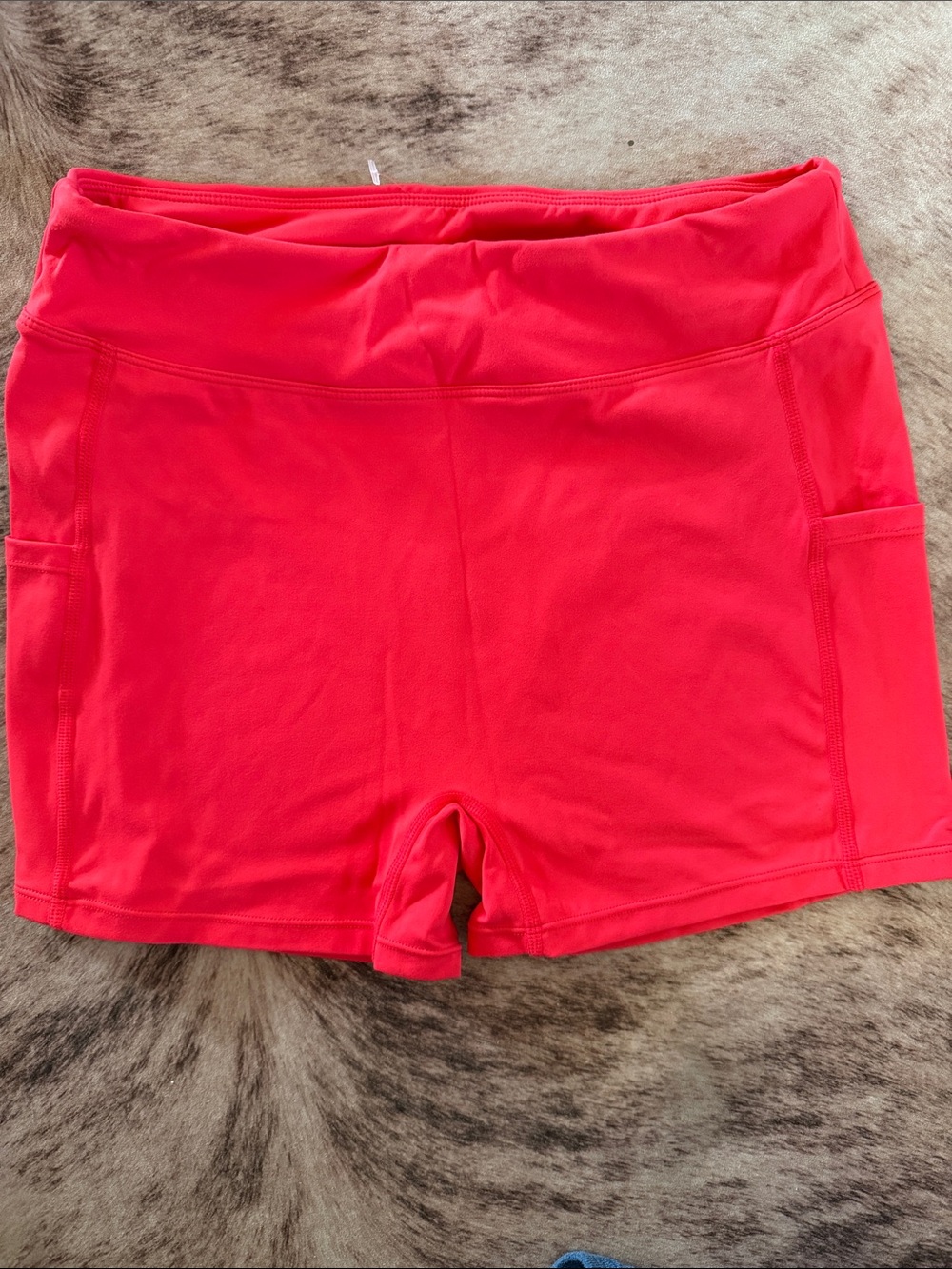 HALARA Bright Coral Bike Shorts with Side Pockets